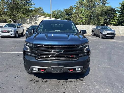 Used 2021 Chevrolet Silverado 1500 LT Trail Boss w/ Convenience Package II AWD/4WD image 3