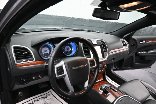Used 2014 Chrysler 300 AWD image 12