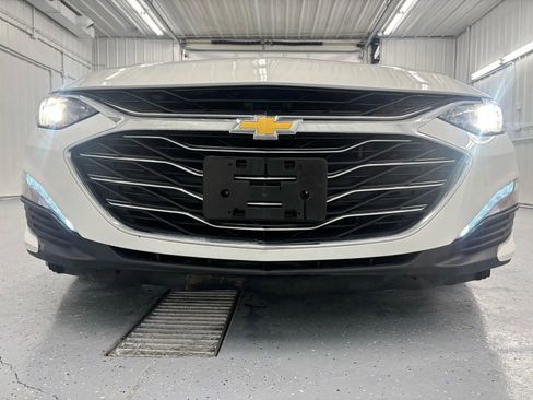 Used 2022 Chevrolet Malibu LT FWD image 12