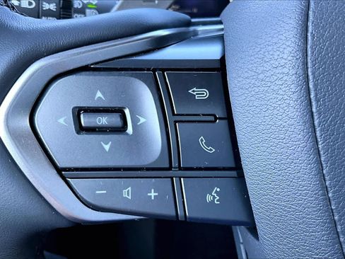 Used 2025 Lexus GX 550 w/ Accessory Package (2T) image 20