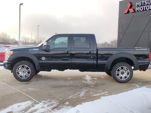 Used 2016 Ford F350 Platinum w/ Platinum Package image 16