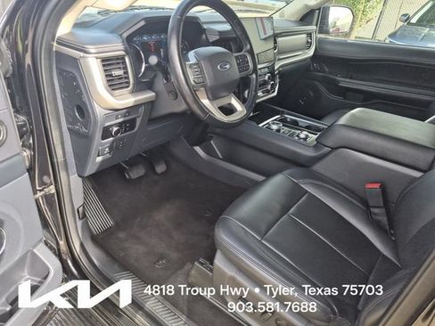 Used 2023 Ford Expedition Max XLT AWD/4WD image 23