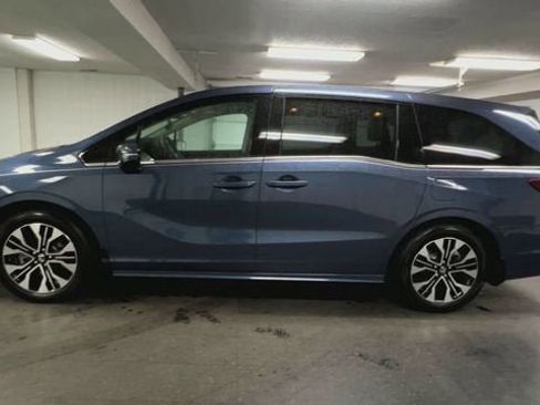 Used 2025 Honda Odyssey Elite image 5