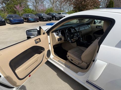 Used 2007 Ford Mustang GT RWD image 9