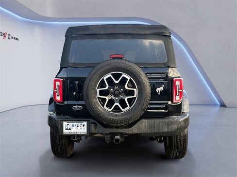 Used 2022 Ford Bronco Outer Banks image 4