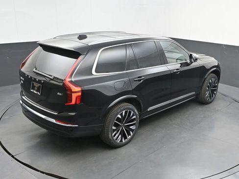New 2026 Volvo XC90 B6 Ultra w/ Lounge Package AWD/4WD image 25