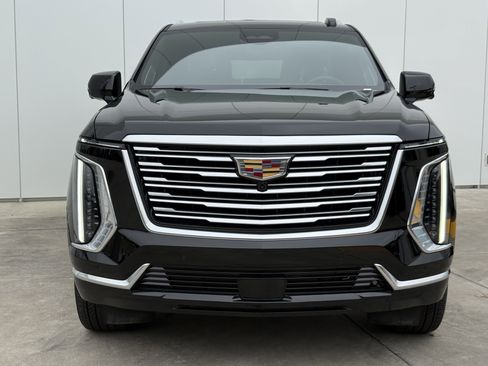 Used 2026 Cadillac Escalade ESV Platinum Luxury w/ LPO, Floor Liner Package AWD/4WD image 3