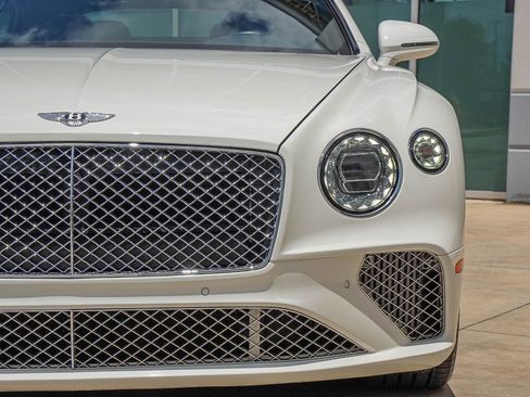 Used 2021 Bentley Continental GT AWD/4WD image 9