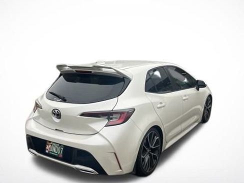 Used 2019 Toyota Corolla XSE image 3