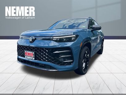 New 2026 Volkswagen Tiguan SE R-Line