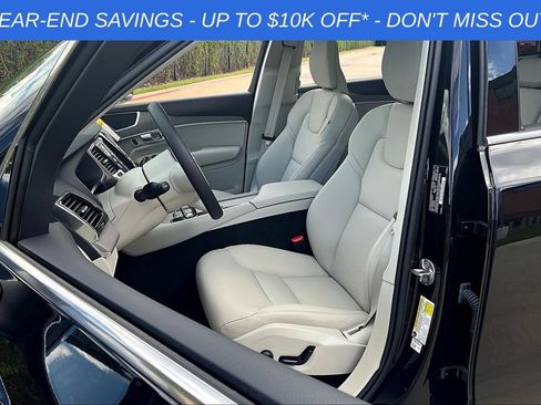 Used 2025 Volvo XC90 B6 Plus w/ Protection Package Premier image 37