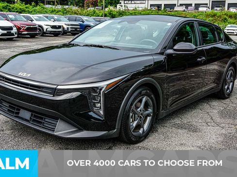 Used 2025 Kia K4 FWD image 3