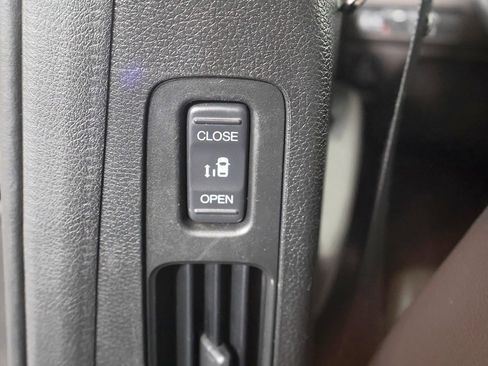 Used 2019 Honda Odyssey Elite image 43