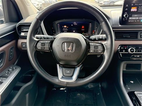 Used 2024 Honda Pilot Elite image 27