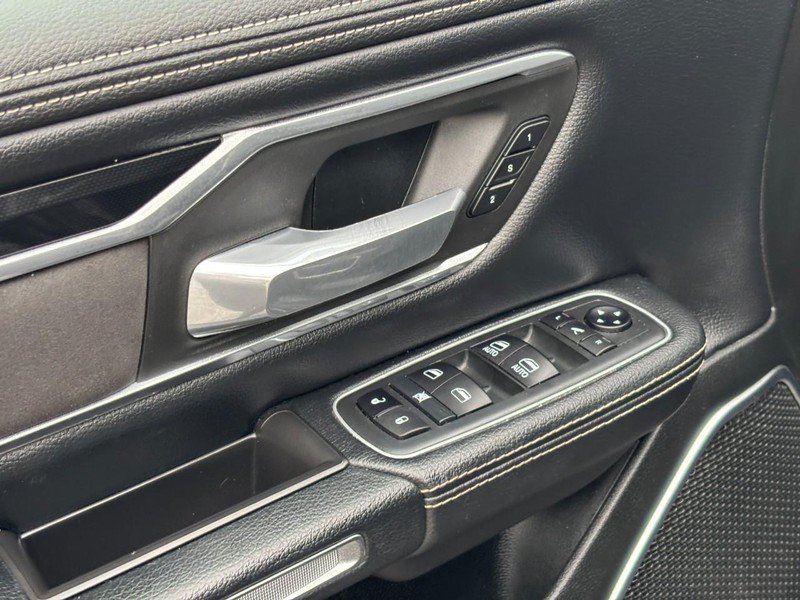 Used 2020 RAM 1500 Laramie w/ Sport Appearance Package AWD/4WD image 17