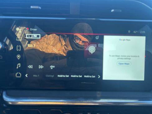 Used 2024 GMC Sierra 2500 Denali w/ Technology Package image 24