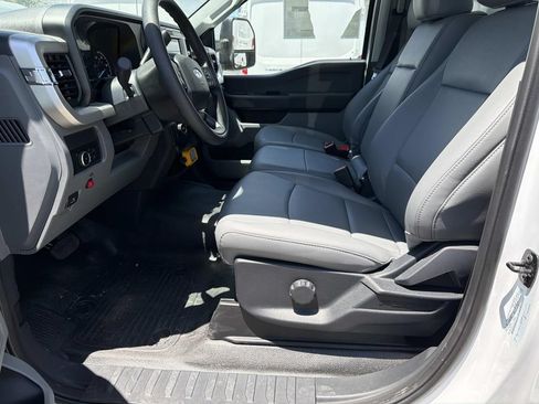 New 2026 Ford F550 4x4 Regular Cab Super Duty image 13
