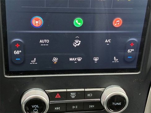 Used 2023 Ford Edge SEL image 21