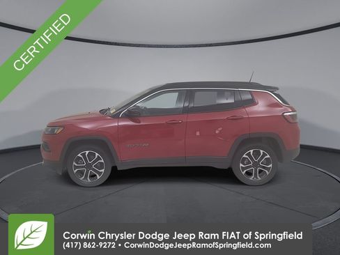 Used 2024 Jeep Compass Limited image 8