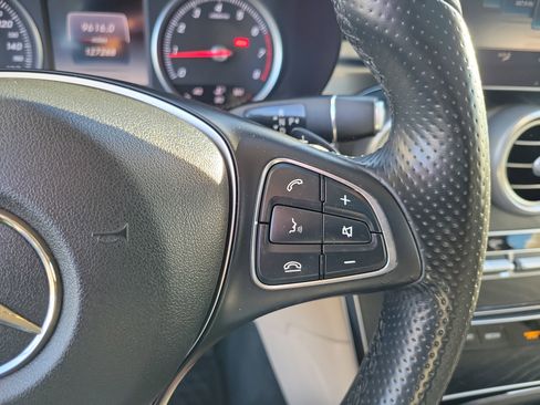 Used 2016 Mercedes-Benz GLC 300 image 7