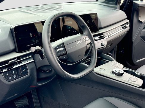 New 2026 Kia Sportage X-Line image 4