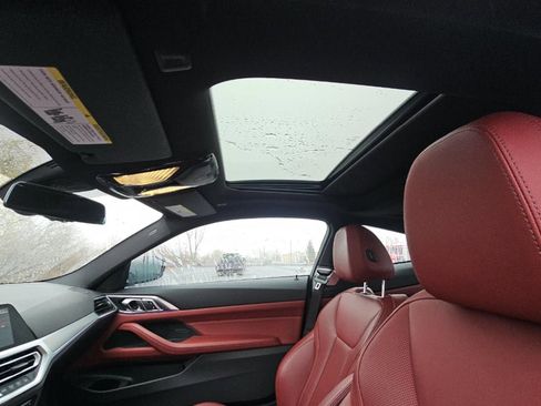 Used 2023 BMW 440i xDrive Coupe w/ Premium Package image 11