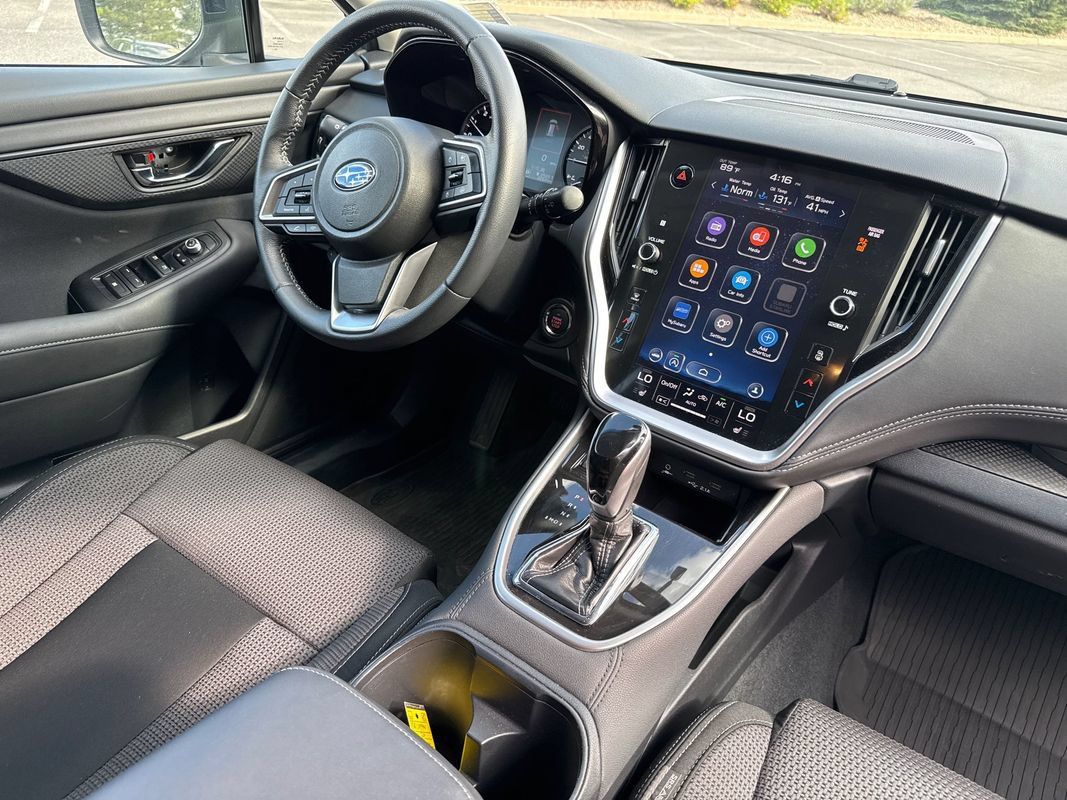 Used 2020 Subaru Outback Premium AWD/4WD image 17