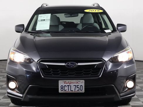Used 2018 Subaru Crosstrek 2.0i Premium w/ Popular Package #2 AWD/4WD image 2