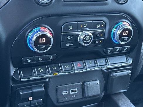 Used 2021 GMC Sierra 1500 AT4 image 20