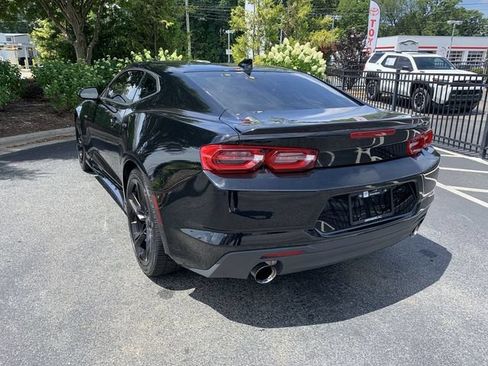 Used 2023 Chevrolet Camaro LT RWD image 6