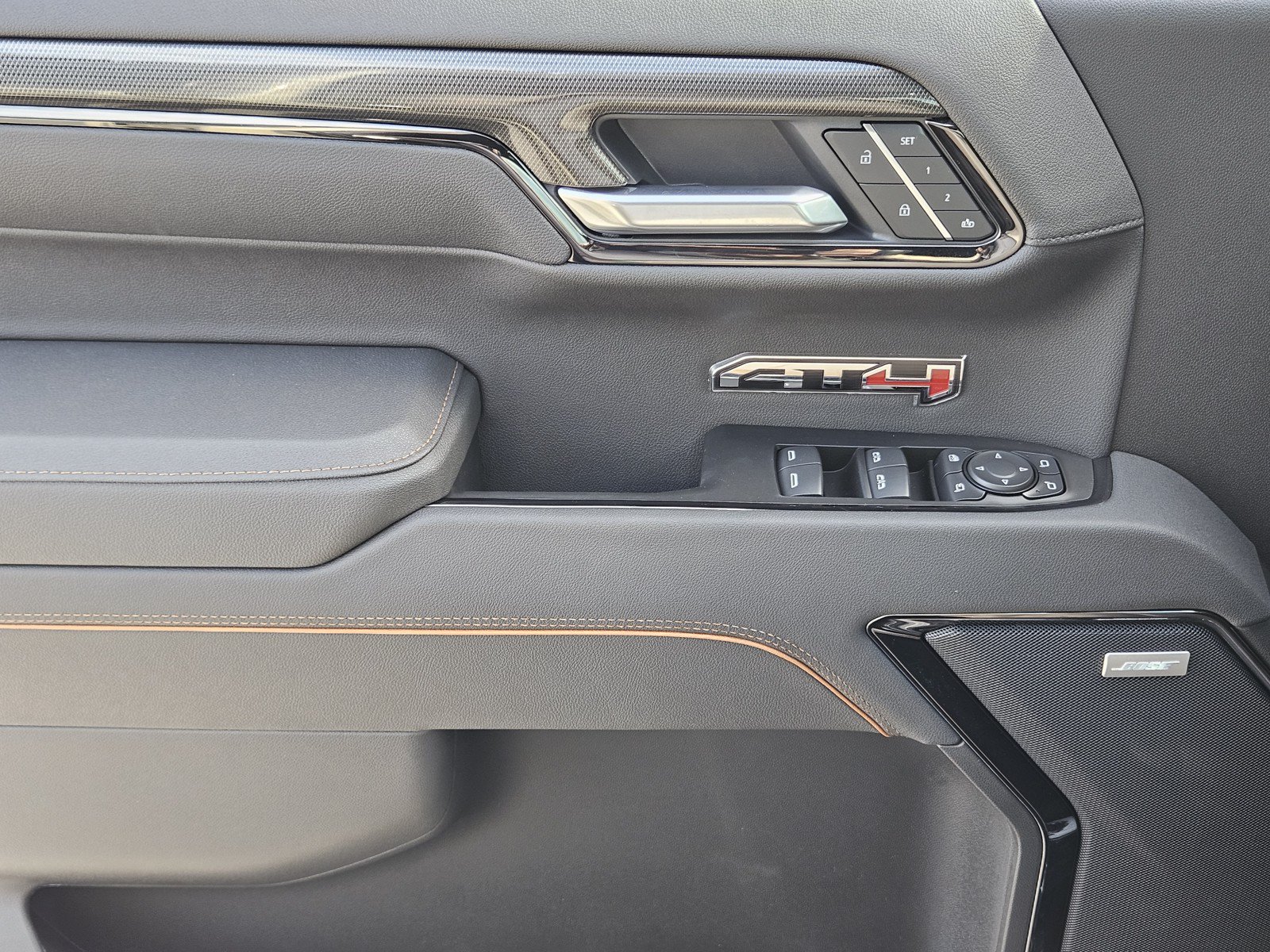 New 2026 GMC Sierra 1500 AT4 w/ AT4 Premium Package AWD/4WD image 16