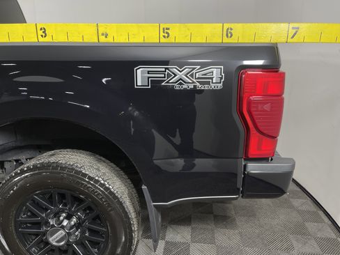 Used 2020 Ford F250 Lariat image 9