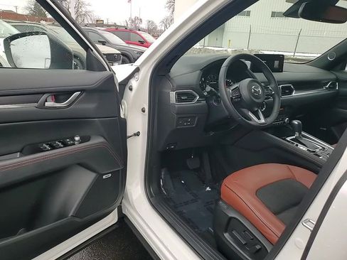 Certified 2025 MAZDA CX-5 Carbon Edition image 11