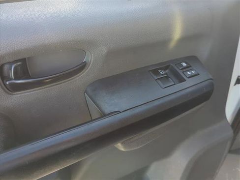 Used 2020 Nissan NV 3500 SV w/ Back Door Glass Package image 10