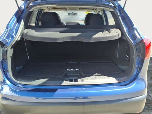 Used 2019 Nissan Rogue Sport S image 15