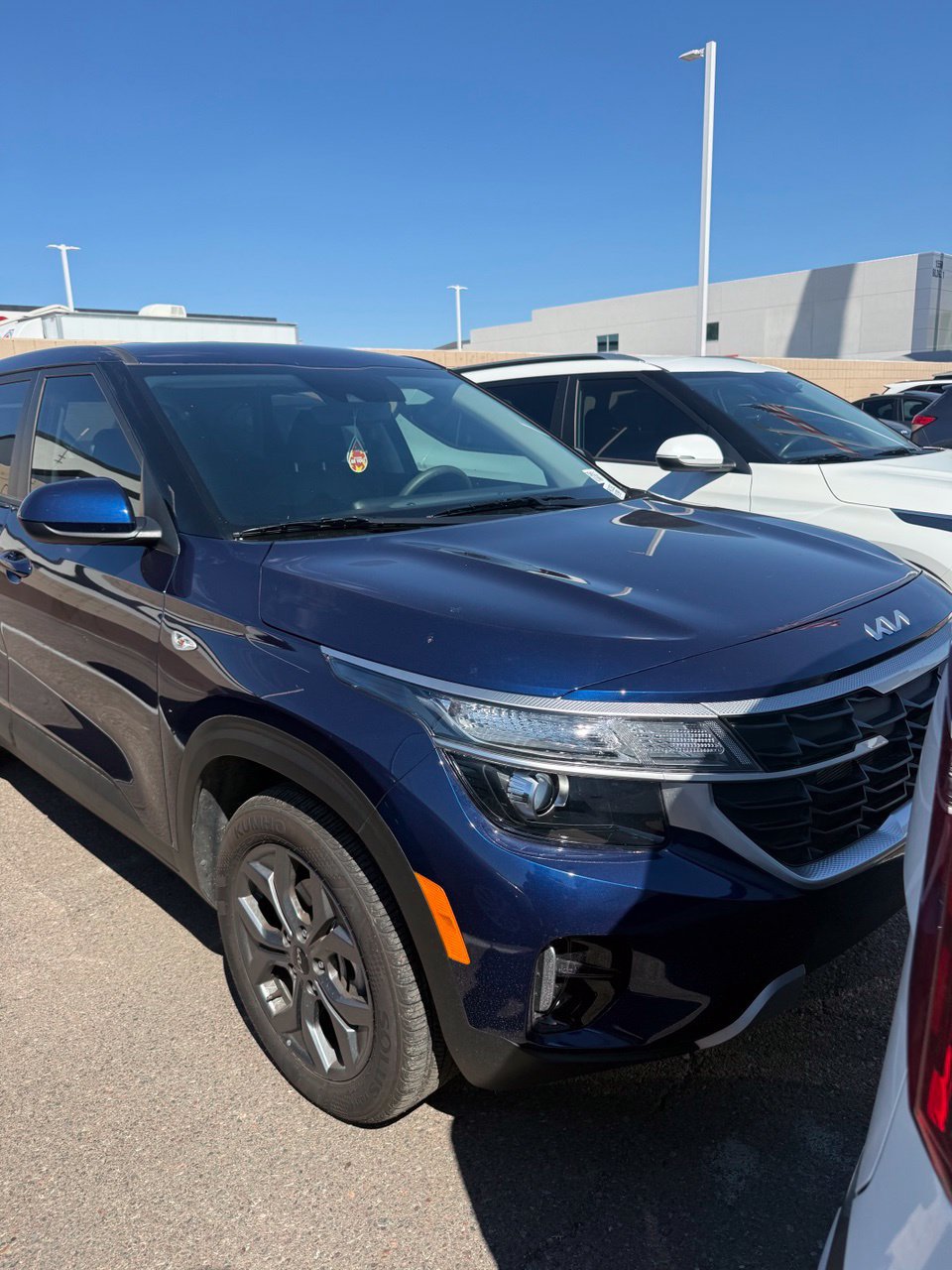 Certified 2026 Kia Seltos LX FWD image 3
