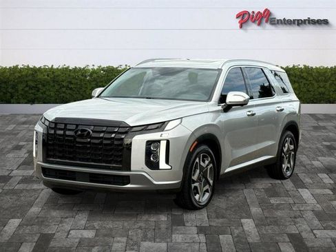 Used 2024 Hyundai Palisade SEL FWD image 4