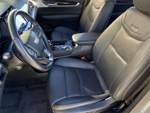 Certified 2025 Cadillac XT6 Premium Luxury image 20