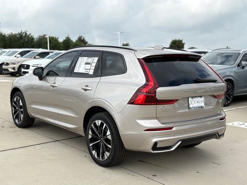New 2026 Volvo XC60 B5 Plus w/ Protection Package Premier image 5