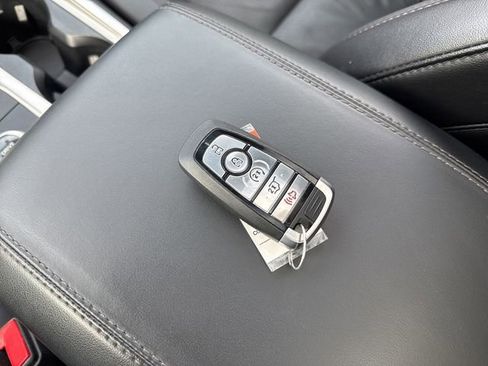 Used 2023 Ford Explorer Platinum w/ Technology Package image 43