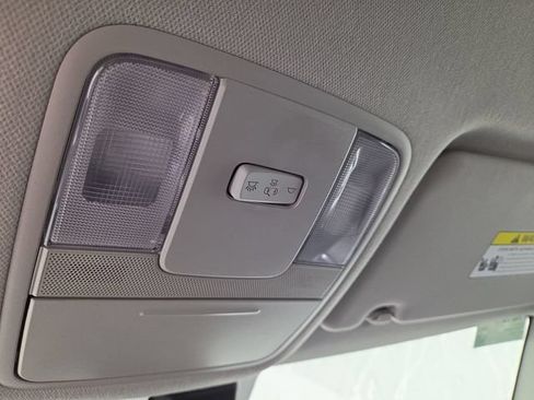 Certified 2025 Kia Soul LX w/ LX Technology Package FWD image 24
