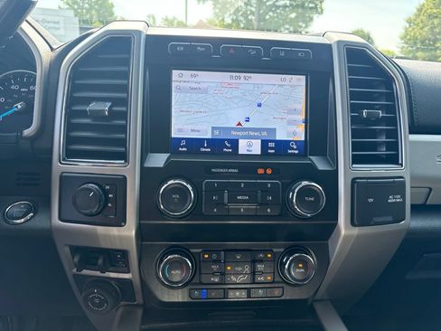 Used 2020 Ford F450 Lariat w/ Lariat Ultimate Package AWD/4WD image 25