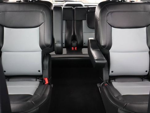 Used 2023 Ford Explorer XLT w/ Equipment Group 202A image 37