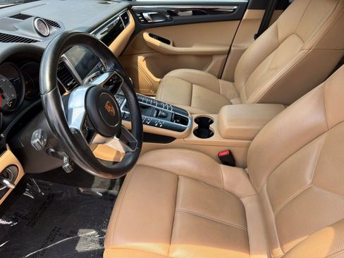Used 2018 Porsche Macan S AWD/4WD image 5
