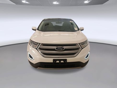 Used 2018 Ford Edge Titanium w/ Equipment Group 301A AWD/4WD image 4