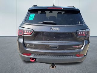 Used 2017 Jeep Compass Trailhawk AWD/4WD video 3