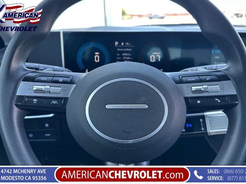 Used 2025 Hyundai Sonata SEL FWD image 30