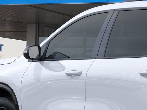 New 2026 Chevrolet Traverse RS w/ LPO, Floor Liner Package image 12