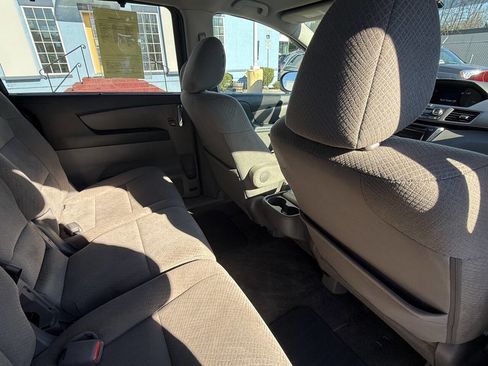 Used 2016 Honda Odyssey SE image 22