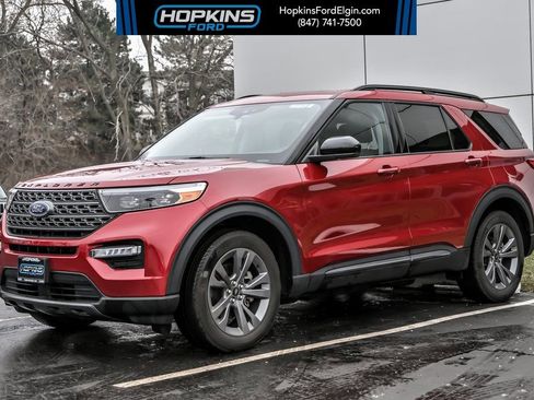 Used 2023 Ford Explorer XLT w/ Equipment Group 202A image 1